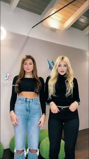 Tik Tok di Aurora Baruto