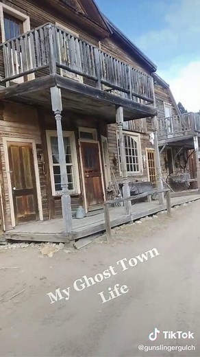 Exploring a Haunted Ghost Town in Montana