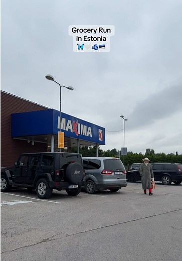 Maxima X for our first grocery run in #estonia 🤍 I’m a yapper so I’m sorry for all the talking. I promise to make the next video like 5 minutes. Idk how to make the videos shorter😂😂😂 so for now we have this till I get better. Also I bring up living in the UK a lot bc it was so expensive there😂 I hope you enjoy🤍 #groceryshopping #overseasbasketball #food #shopping