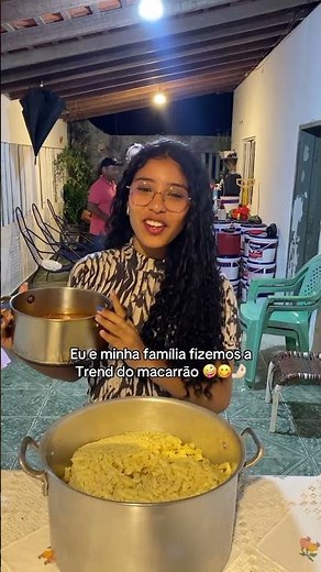 a trend do macarrão de novo kkkkk #shorts #short #humor #memes
