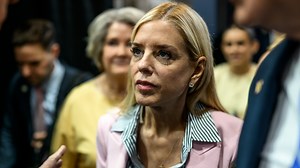 Pam Bondi’s wedding guest dress faux pas still raising eyebrows years later