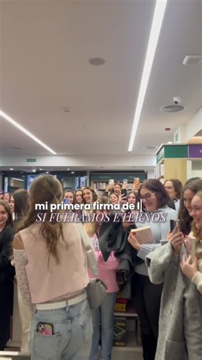 Mi Primera Firma de Libro: Un Día Inolvidable