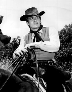 RIP Christopher Jones, ’60s Screen Icon and Star of ‘The Legend of Jesse James’