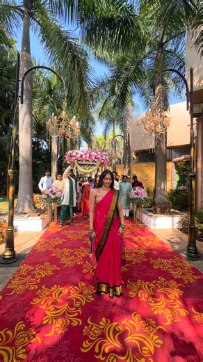 Ankita Mohanta on Instagram: "“Every step, every beat… for the most beautiful bride @prianca.vp @dancewith_pri Because a queen deserves a royal entry ✨” Mua @ankitas_bridal_artistry Hair & drape @hairstylist_kavvita_24 Saree @soni_paithani {bride entry , bridesmaids, dancer , wedding, trending reels, bride, Maharashtrian wedding} #wedmegood #bridalasia #weddingbazaar #punemakeupartist #mumbaimakeupartist #brideentry #kolhapurmakeupartist #nashikmakeupartist #sataramakeupartist #marathiwedding #m