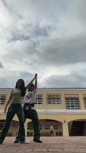 dc: @JhorelZapanta #fyp #foryou #choreography #dance