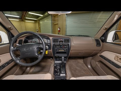 1999 Toyota 4Runner SR5 4WD Interior