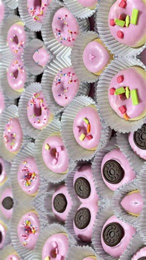 Discover Mini Donut Making with Expert Techniques