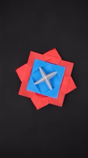 @foldgodz | Captain America origami spinner tutorial 🇺🇸 #art #handmade #marvel TT: easyorigamibr | Instagram