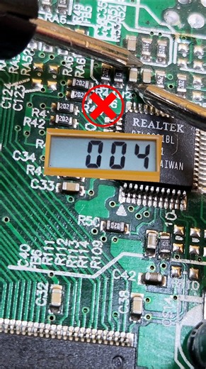 🔥Smd Capacitor Testing With Digital Multimeter #shorts #multimeter #repair #capacitor