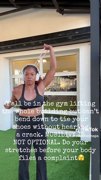 Angela Biceps (@sarahsmileshops)’s videos with son original - The Law