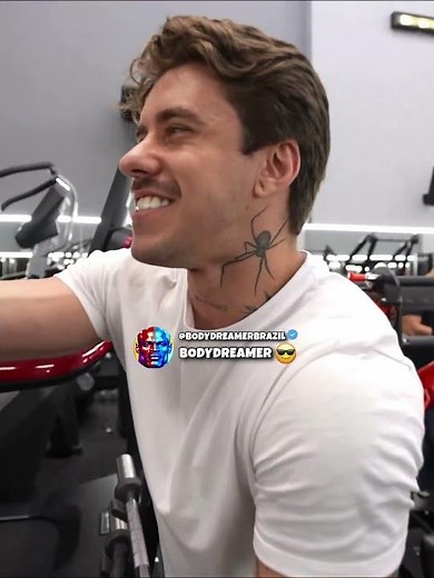 The crazy guy went nuts at Cariani's training center 😂 (GROWTH | COUPON: BODY)