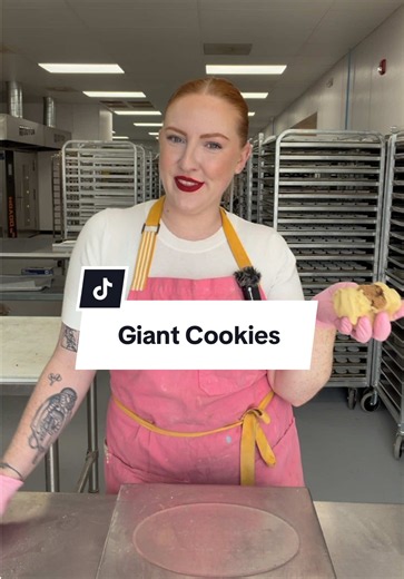 Cookie experiment! 👩‍🔬🍪 Our giant cookie machine at work! I’ll see you Friday, Cookie Lovers ♥️✨ #ChloesGiantCookies #GiantCookies #bakery #foodtok #experiment