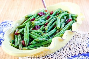 Glazed Green Beans - Quick & Easy Holiday Side Dish!