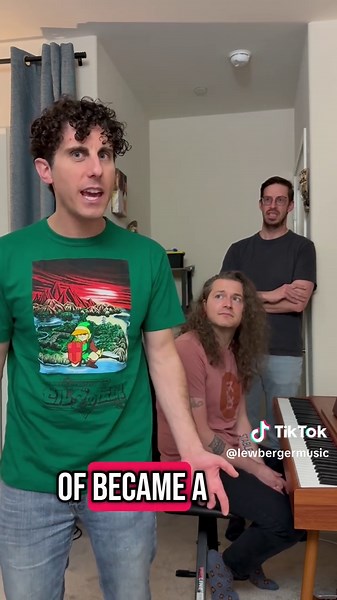 US Woman in Pakistan Returns Home After Long Journey