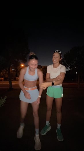 happy tempo day loversssss … a 7km run mid mars training is a TREAT !!!!! soaked up every second of that @Runna code GRACEE for 2 weeks free