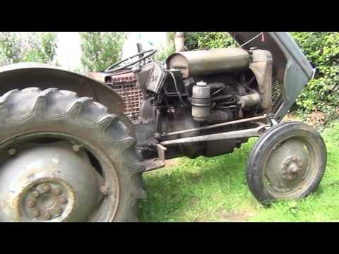 Ferguson TE-20, Perkins P3, walk-round.