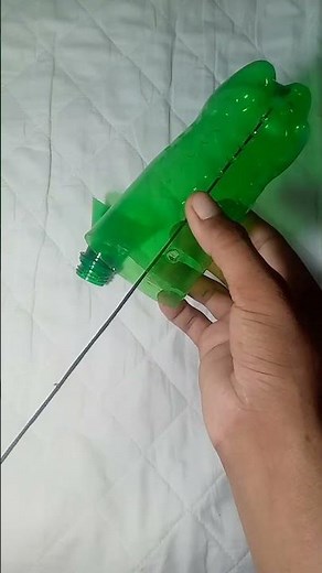 DIY Plastic Bottle ball luncher #bottlecraft #dailyhacks #recycle #viral #shorts