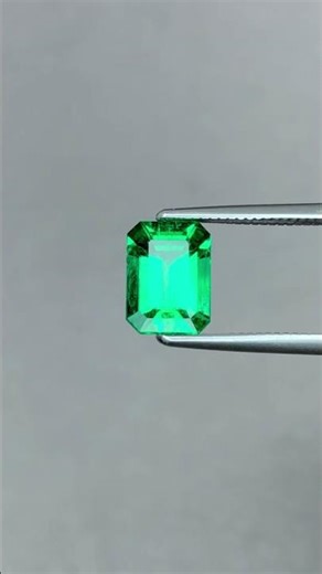 【GRS罕見無油．傳奇色彩"Muzo Green"．哥倫比亞"colombia"．木佐祖母綠1.27ct(附GRS國際證書)】