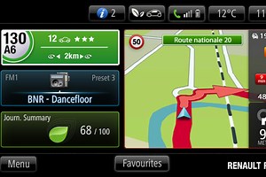 R-Link, la tablette intégrée et connectée