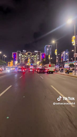 Salsa Baúl: Los Temazos de Caracas
