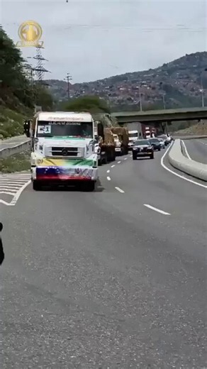 Iran delivers 160 tons of humanitarian aid to Venezuela following the country’s devastating earthquakes that left 3,889 people dead.This is what a better world looks like, where countries help each other instead of exploiting, sanctioning, bombing, and looting like the US does.
