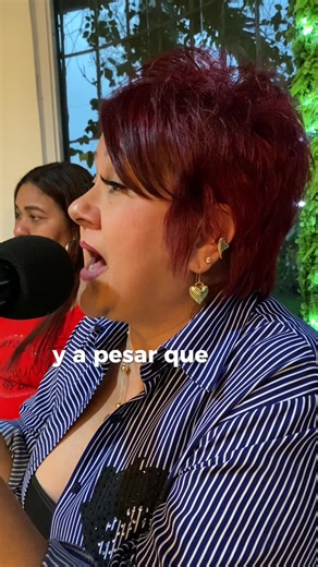 Primeros ensayos de mi Alumna @Itzy 😘 Para el Show de la Gala Final con el tema Así Fue 💕 #asifue #juangabriel #vocalcoach