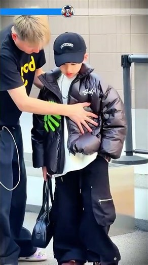 문제를 부르는 색변화 재킷