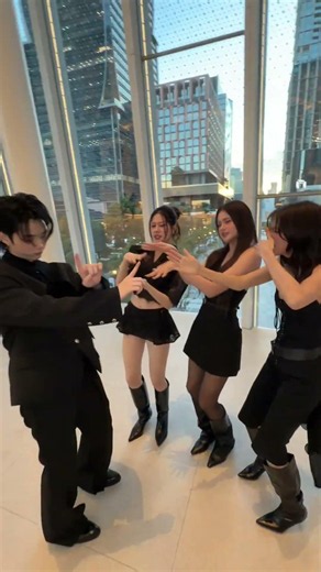เล่นด้วยกันทีนึงนะ! #DEBEST เดี๋ยวจะไม่กวนละ ิิ 🙃💞#APE_Challenge #DazzRecords #APE_THX 🦍 #THX_th