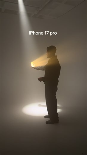 iPhone 17 Pro vs Canon C80: See the Difference