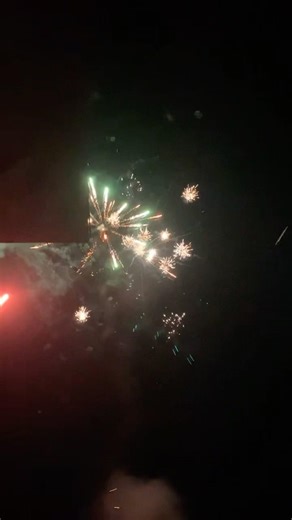 THIS IS THE MOST POWERFUL BATTERY FIREWORK YOU HAVE EVER SEEN!! 💥🎆