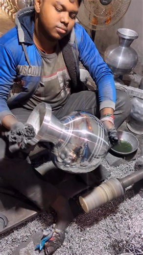 Amazing water pitcher making.