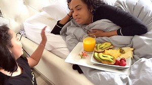 95K views · 6.3K reactions | Hoy es el día de las madres en  y arrancamos el día con un rico desayuno casi se me quema la cocina pero lo logramos con @abril_rebecca Happy Mothers Day @walky.gimenez sos la madre number 1 of the world!!! . .Ahora voy por el almuerzo para @roxanagimenez oren para que no se me explote la cocina  | Juan de Montreal | Facebook