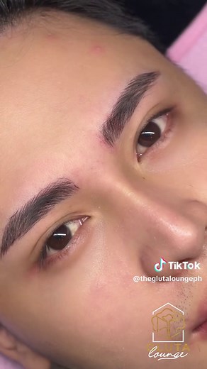 Men Brows (Microblading) ₱3,500 2 sessions Done by our SPMU International Master Artists 🧑‍🎨 Microblading is the manual method of adding pigment to the epidermis in tiny, precise hair-like strokes to mimic hair. Microbladed eyebrows keep their shape and look for around 2-3 years. it is a relatively painless procedure that will give you great results without any harsh recovery or months-long, intense aftercare. Unlike most eyebrow make-up, since microblading goes into 3 layers of your skin, tha