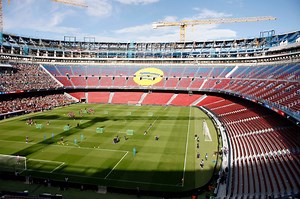 962K views · 20K reactions | El FC Barcelona se convierte en el primer equipo en marcar en tres estadios como local en una misma temporada de La Liga  #misterchip #barca #fcbarcelona #laliga | 2010MisterChip | Facebook