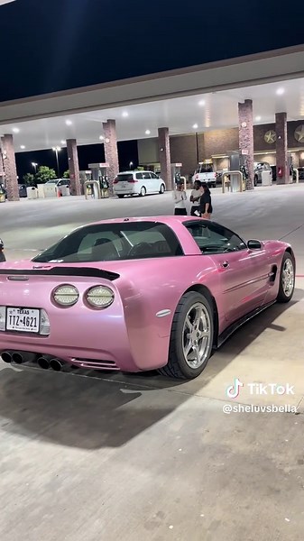 Exploring the Allure of the C5 Corvette