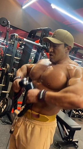 Chul Soon trains shoulders #bodybuilding #shoulderworkout | Generation Iron
