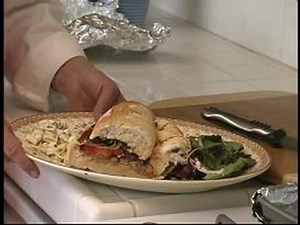 How to Make a Roast Beef Sandwich : How to Serve a Roast Beef Sandwich