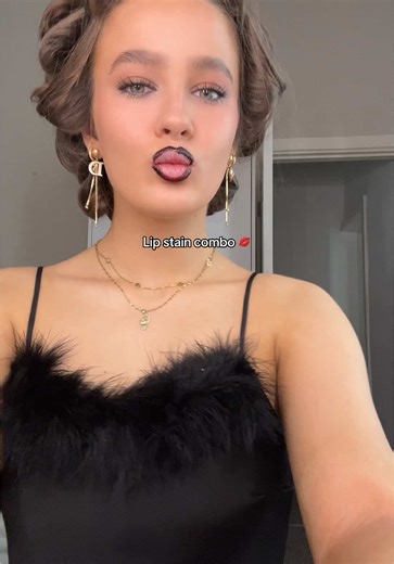 Rebecca Jacobs on TikTok
