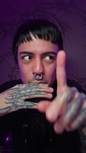 Apoco no se pasó de lanza? Yo creo que si 😞 #asmr #chisme #mouthsounds #humor