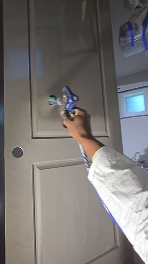 FFLP-308 × GX19🔋 🔥👌🏽 . #finefinishing #interiordesign #homeimprovement #gracopaintsprayers #paintingbyjuan | Painting By Juan