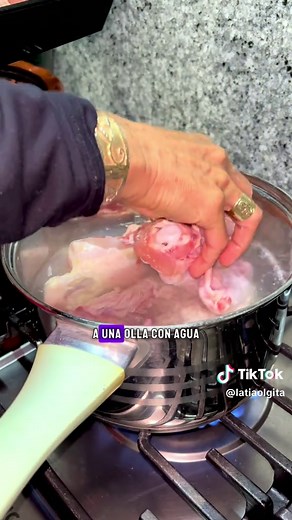 Delicious Pollo en Crema Recipe