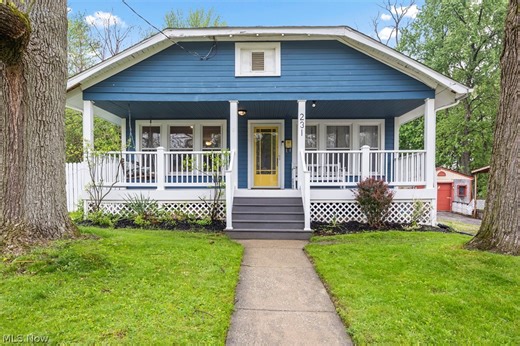 231 W Union St, Medina, OH 44256 - MLS 5205887 - Coldwell Banker