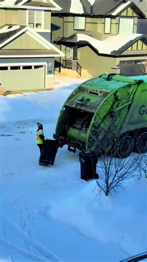 Discover the waste management sector and the various career paths available. | Intuition Online Job Adviser & Success