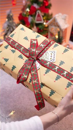 ALL I WANT FOR CHRISTMAS IS…… 🎄👽⚡⌨️🖱️