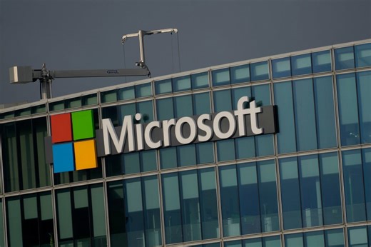 Microsoft outage shuts down thousands of Teams and Outlook workspaces across North America