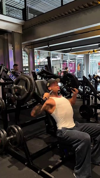 Experience the Best Gyms in Dubai