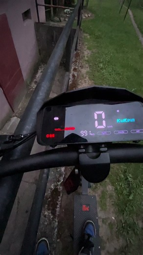 Jak naładować Kukirin G2 — szybki sposób na pełny pasek