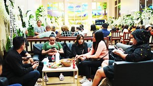 2.8K views · 664 reactions | Sa lahat ng mga taos-pusong nakiramay at patuloy na nagdarasal para sa yumaong Ina ng ating Tatay Rannie Ludovica na si Clarita Zabala Ludovica, Maraming Salamat po sa inyo. Patuloy nating ipanalangin ang Kapayapaan at Kapanatagan ng kaniyang Kaluluwa at nawa’y isama rin natin sa ating mga panalangin ang kaniyang naiwang Pamilya. | FLASH TV | Facebook