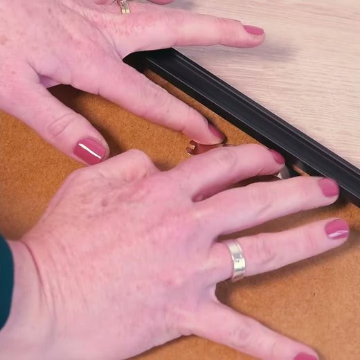 Aluminium Picture Frame Open - Bow Spring Clip | Yourdecoration.com