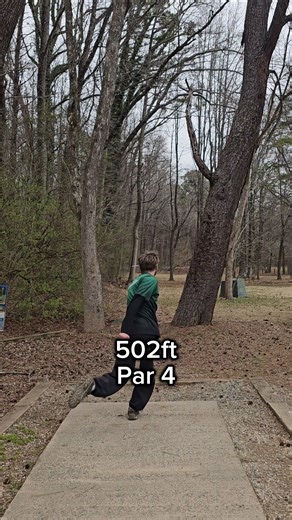 Birdie of the Day, a very friendly tree kick that you can't see ‪@GKey64‬ #birdie #discgolf
